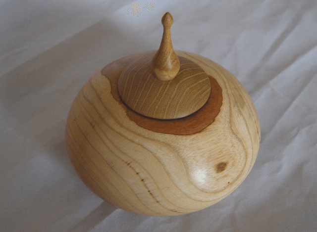 Holle vorm - Es